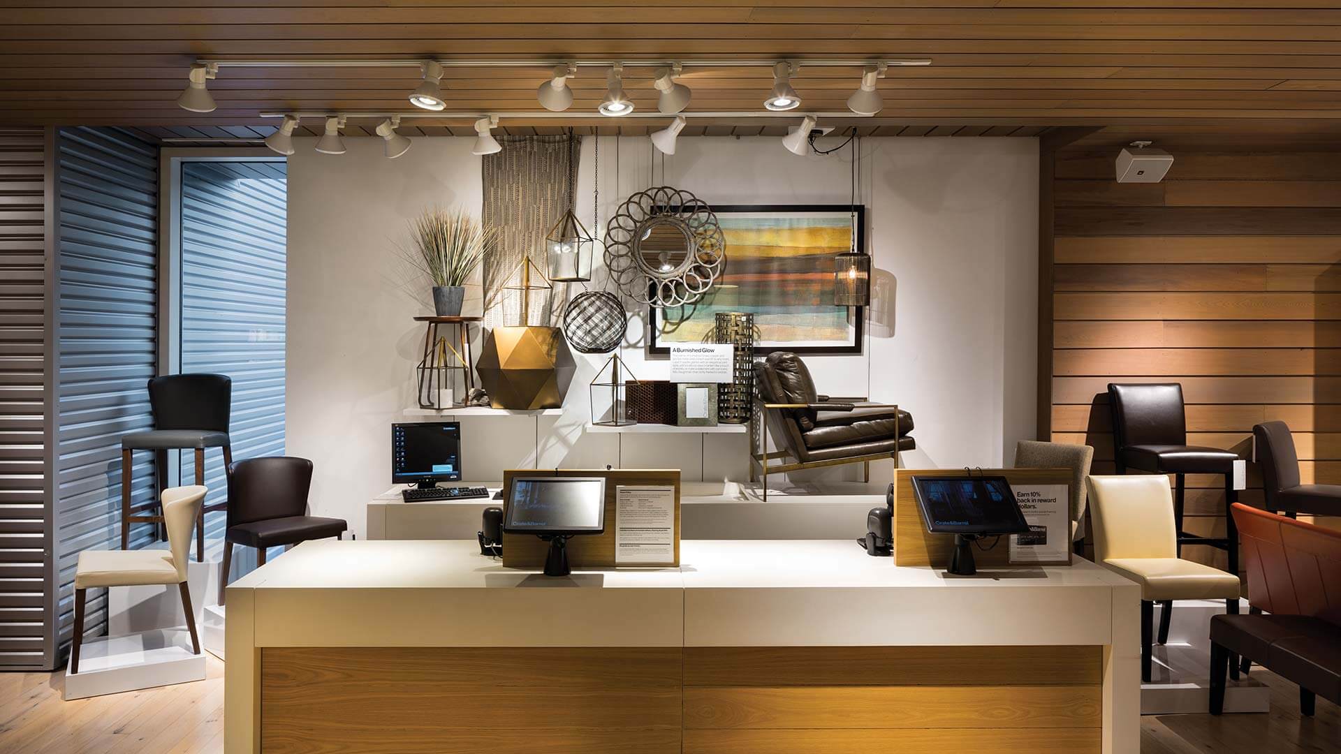 photo-gallery-retail-crate-and-barrel-004