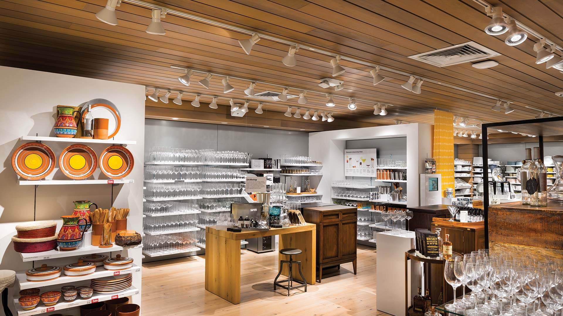 photo-gallery-retail-crate-and-barrel-008
